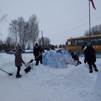 Снежные фигуры #добраясуббота